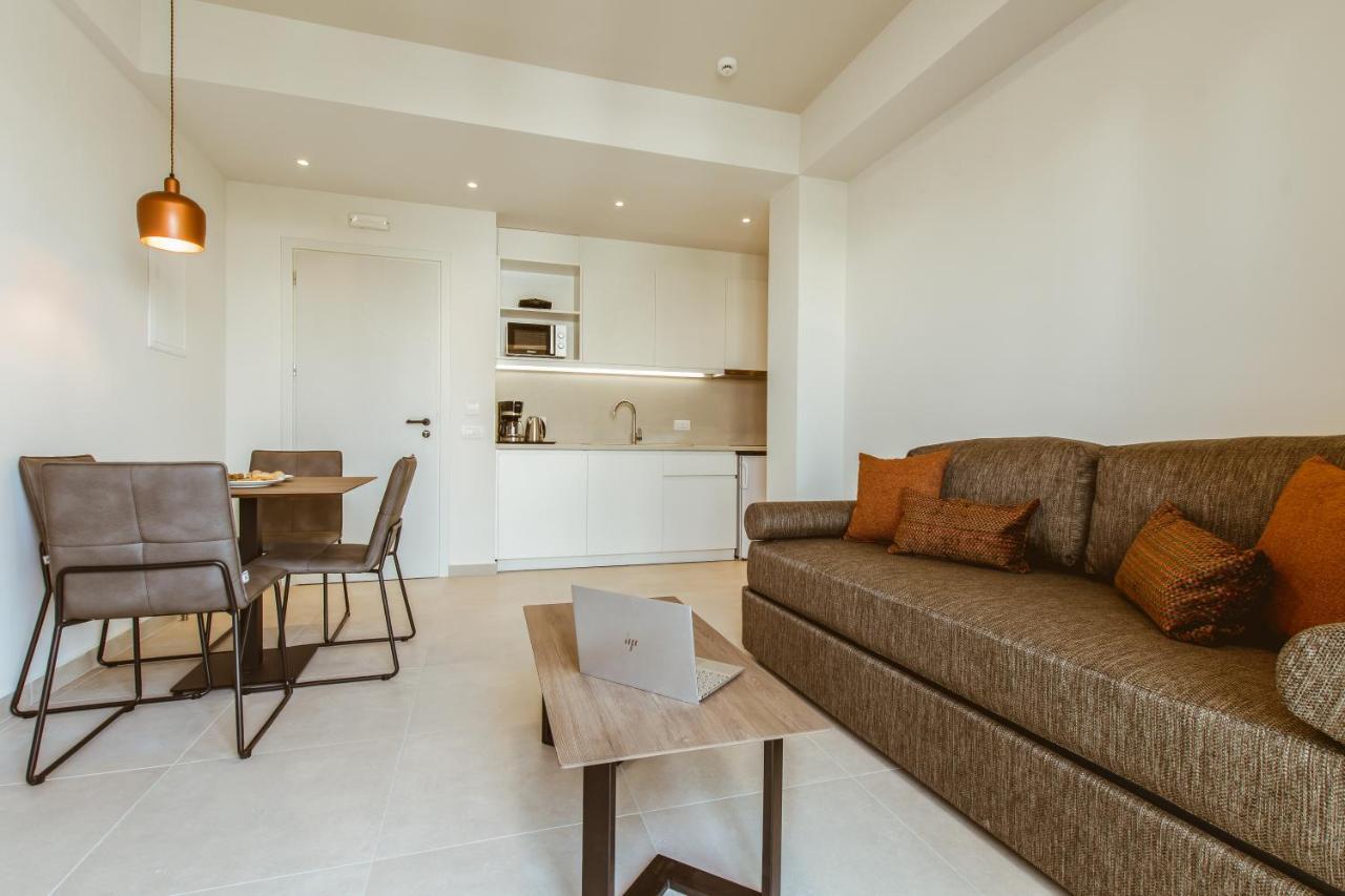 Antel Suites & Apartments Ханья Экстерьер фото